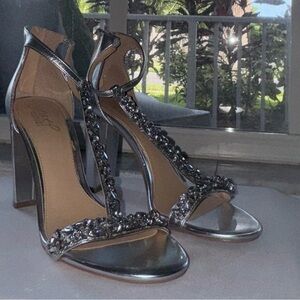 Badgley Mischka Silver Strappy Heels